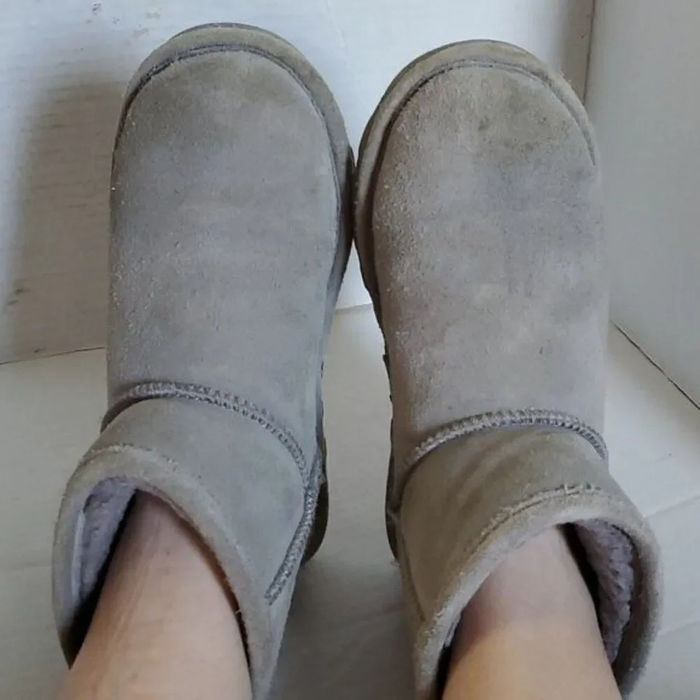 Bearpaw Boots Booties Shoes Gray Suede Winter Snow Alyssa Ankle Youth GIRLS 4